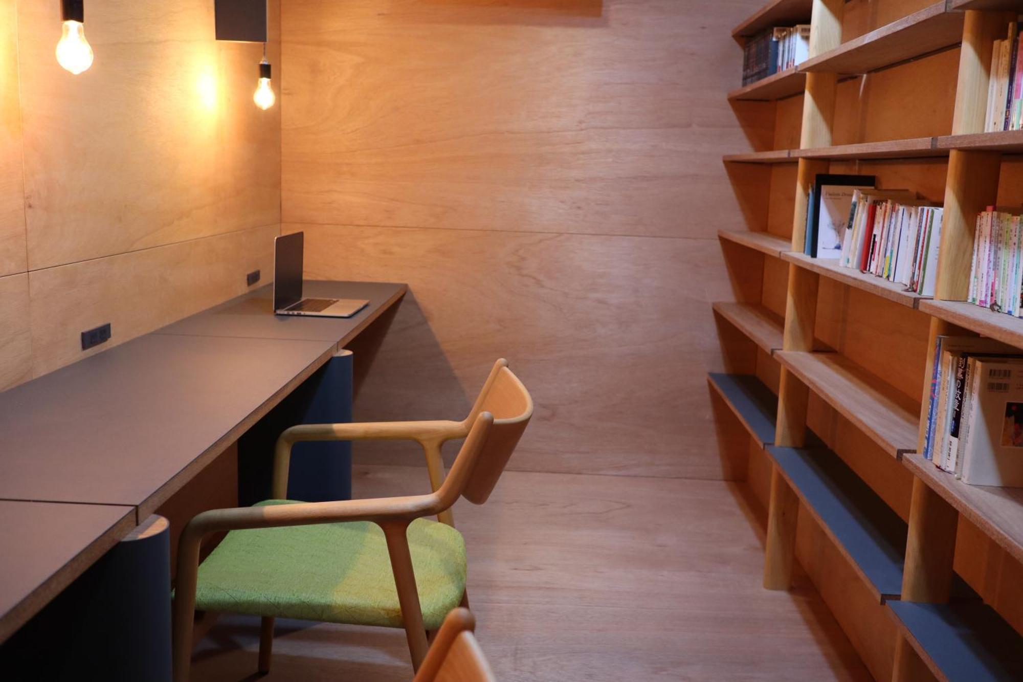 猫と図書館のある宿 草地家 Kusachike Minamiawaji Eksteriør billede